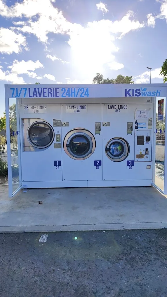 Laundromat Revolution - photo 3