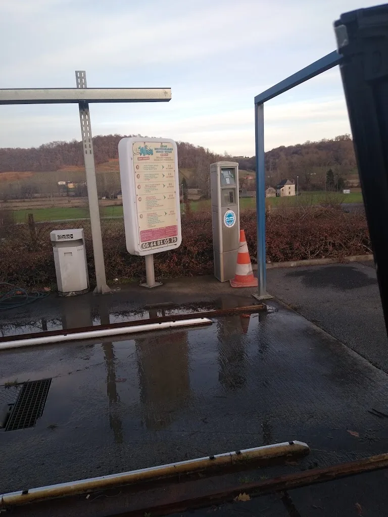Monein Pressing - photo 1