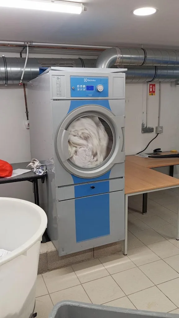 SARL Blanchisserie Fast Wash - photo 3