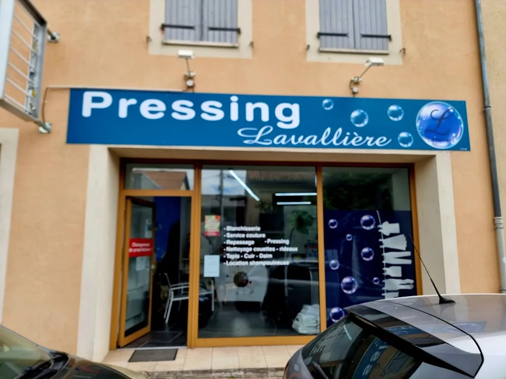La Lavallière pressing blanchisserie - photo 1